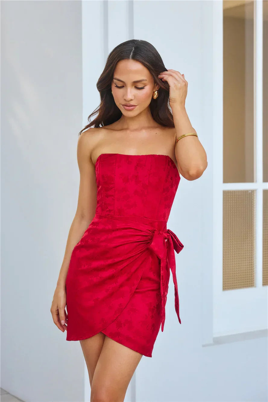 Sizzling Soirées Strapless Mini Dress Red